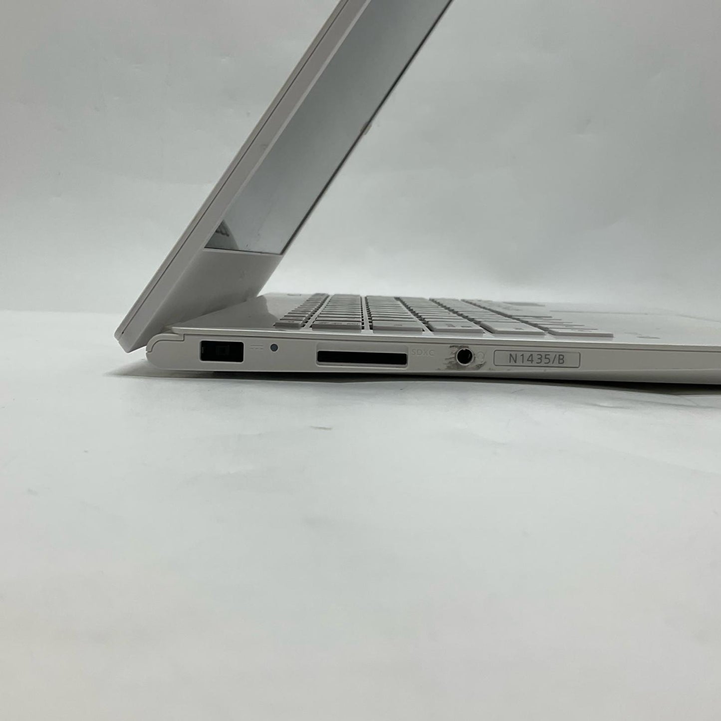 【全額返金保証】【最速発送】NEC LAVIE N14 N1435/BAW PC-N1435BAW AMD Ryzen 3 3250U 8GB 動作確認済