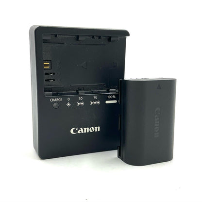 【全額返金保証】【最速発送】Canon リチウムイオンバッテリー LP-E6N ＋ バッテリーチャージャー LC-E6 美品 動作確認済