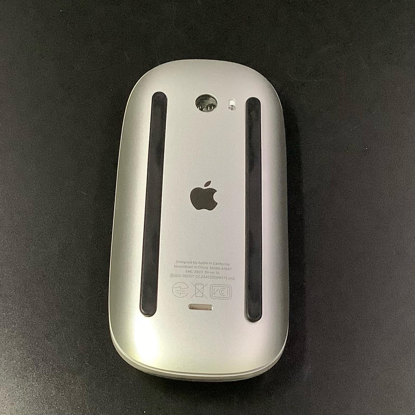 【全額返金保証】【最速発送】Apple Magic Mouse MK2E3J/A 美品 動作確認済