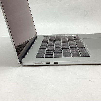 【全額返金保証】【最速発送】Apple MacBook Air 15.3インチ 2024 Apple M3 8GB SSD 256GB シルバー 100% 美品 動作確認済