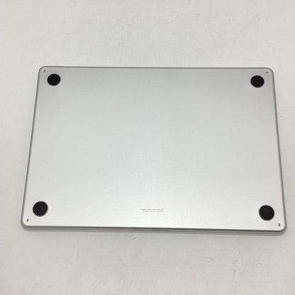 【全額返金保証】【最速発送】Apple MacBook Air 15.3インチ 2024 Apple M3 8GB SSD 256GB シルバー 100% 美品 動作確認済