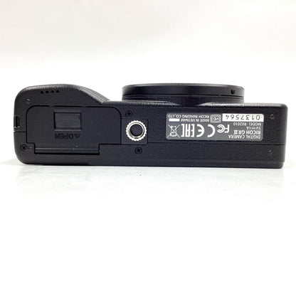 【全額返金保証】【最速発送】RICOH コンパクトデジタルカメラ GR III 超美品 動作確認済