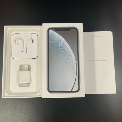 【全額返金保証】【最速発送】Apple iPhone iPhone XR 64GB ホワイト docomo 白ロム 動作確認済 79%