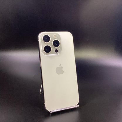 【全額返金保証】【最速発送】Apple iPhone iPhone 15 Pro 256GB ホワイトチタニウム SIMフリー 白ロム 美品 動作確認済 90%