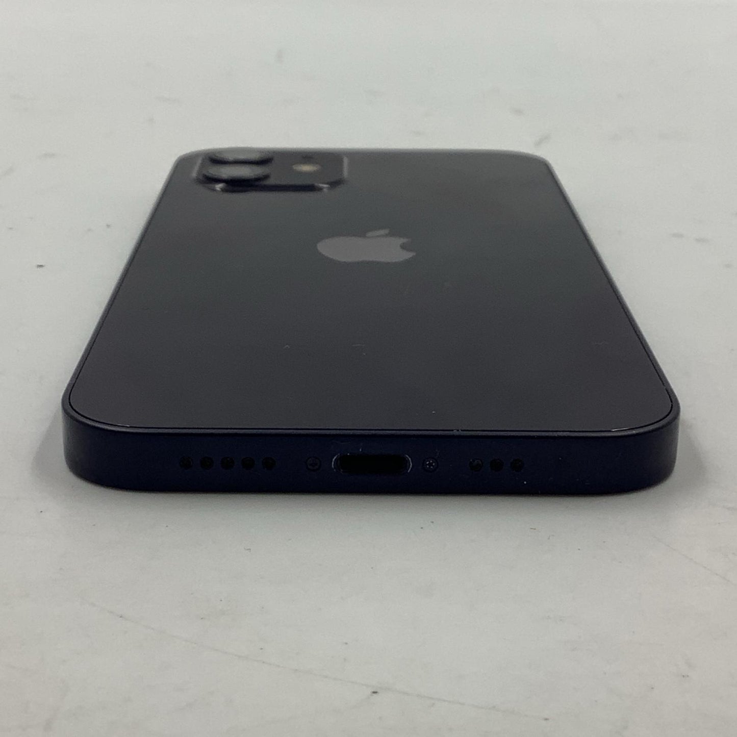 【全額返金保証】【最速発送】Apple iPhone iPhone 12 64GB ブラック au SIMフリー 白ロム 動作確認済 76%