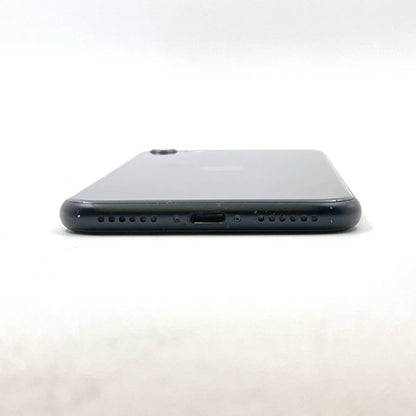 【全額返金保証】【最速発送】Apple iPhone iPhone SE（第3世代） 64GB ミッドナイト au SIMフリー 美品 動作確認済 82%
