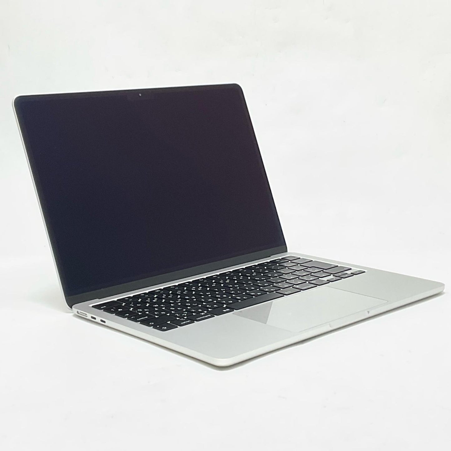 【全額返金保証】【最速発送】Apple MacBook Air 13.6インチ 2022 Apple M2 8GB SSD 256GB シルバー 95% 美品 動作確認済