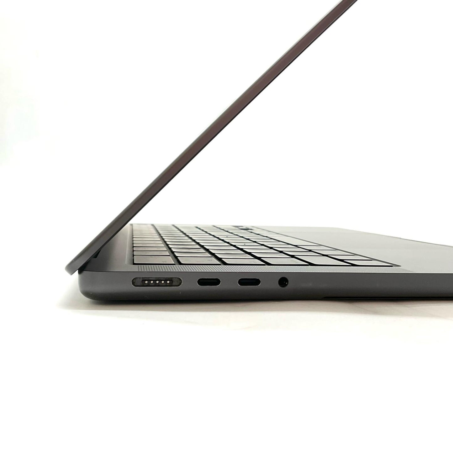 【全額返金保証】【最速発送】Apple MacBook Pro 14インチ 2023 Apple M3 Pro 18GB SSD 512GB スペースブラック 97% 動作確認済