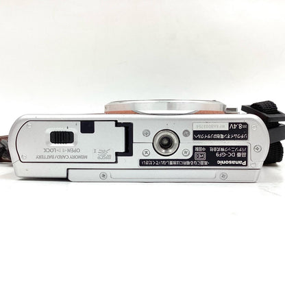 【全額返金保証】【最速発送】Panasonic デジタル一眼 LUMIX DC-GF9 オレンジ 動作確認済