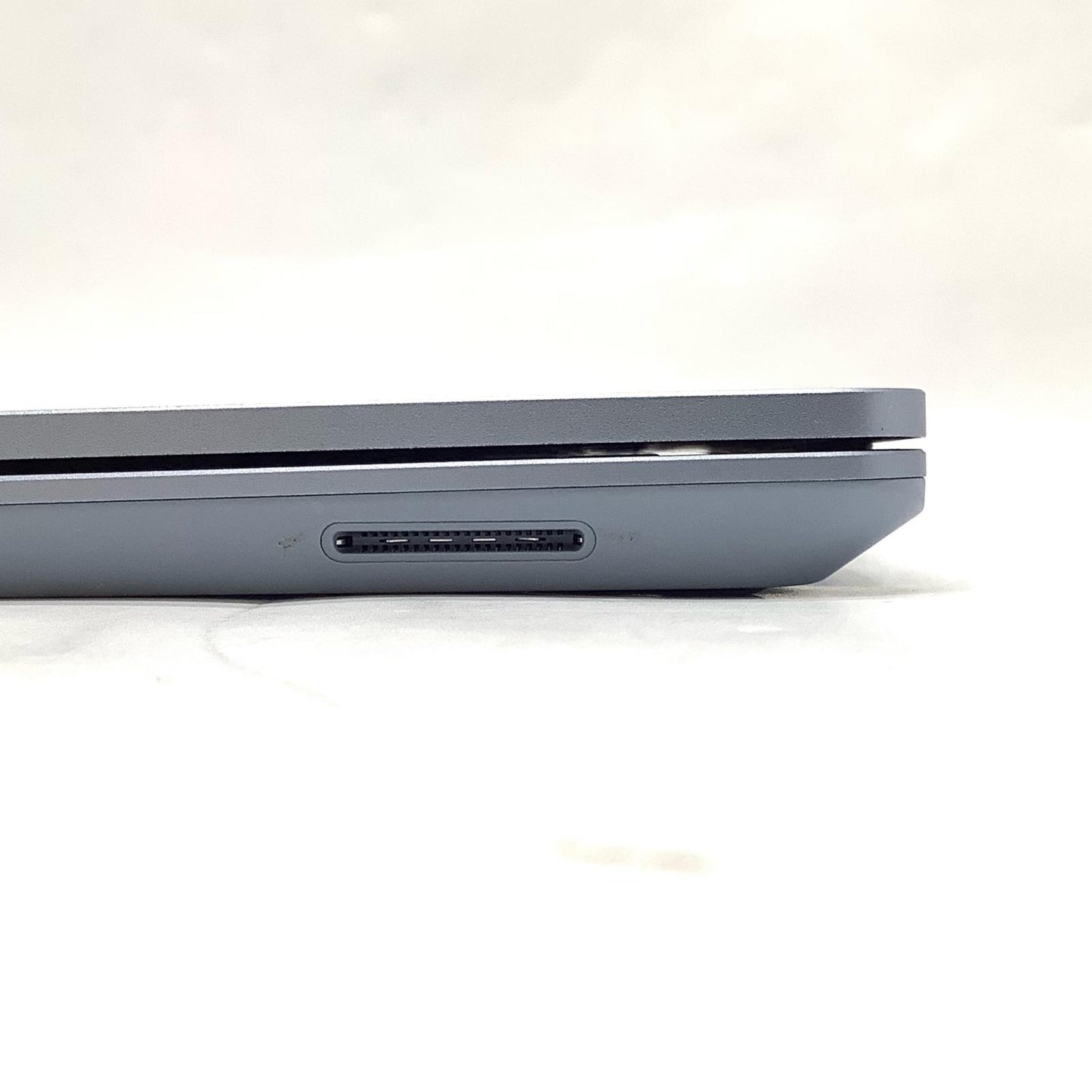 【全額返金保証】【最速発送】Microsoft Surface Laptop Go3 12th Gen Intel(R)Core(TM)i5-1235U(2.50Ghz) 8GB SSD 256GB 96.8% 動作確認済