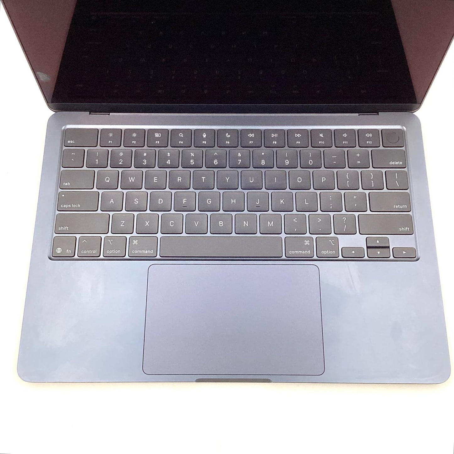 【全額返金保証】【最速発送】Apple MacBook Air 13インチ 2025 M4（10コアCPU、8コアGPU） 16GB SSD 256GB スペースブラック 100% 美品 動作確認済