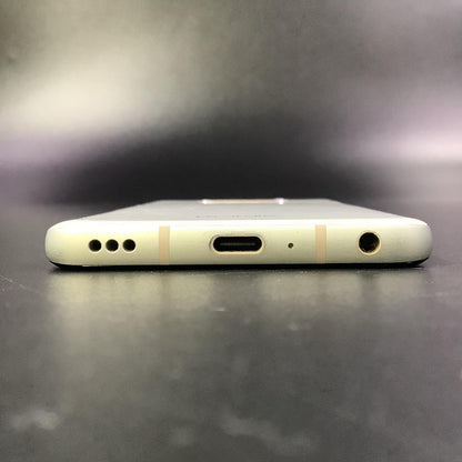 【全額返金保証】【最速発送】LG style3 ホワイト docomo L-41A 白ロム 動作確認済
