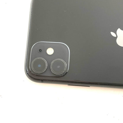 【全額返金保証】【最速発送】Apple iPhone iPhone 11 128GB ブラック docomo 白ロム 動作確認済 77%