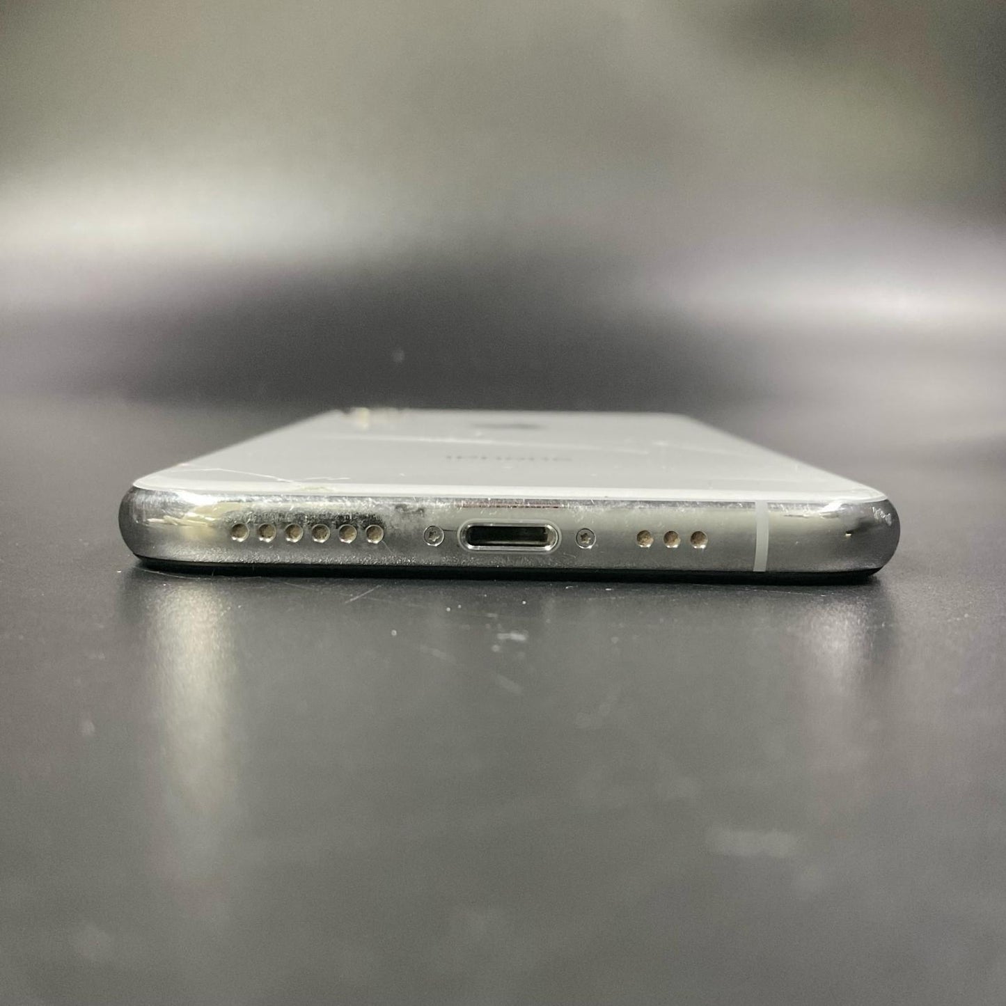 【最速発送】Apple iPhone iPhone XS 64GB シルバー SIMフリー 白ロム【難有】 75%