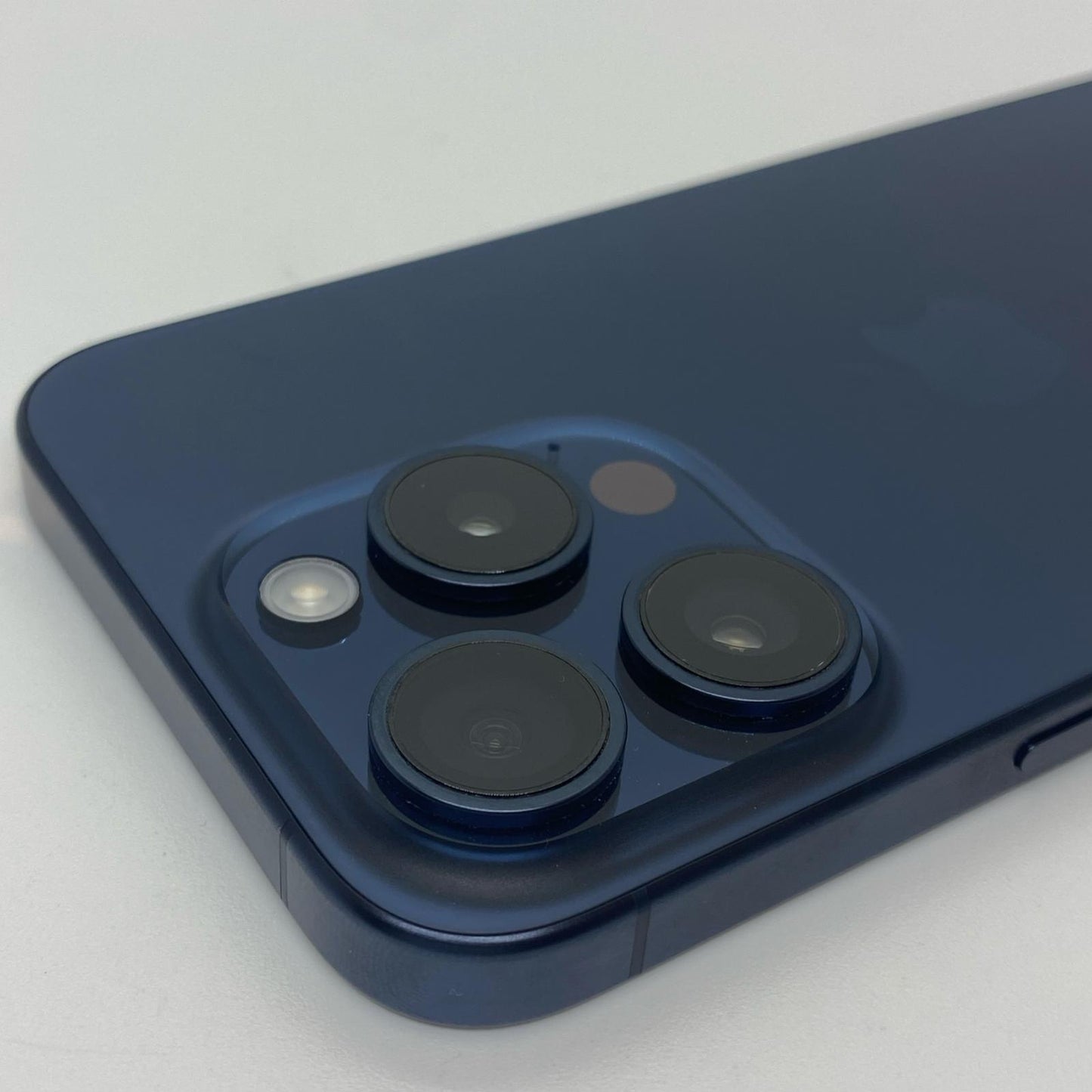 【全額返金保証】【最速発送】Apple iPhone iPhone 15 Pro 128GB ブルーチタニウム SIMフリー 美品 動作確認済 91%