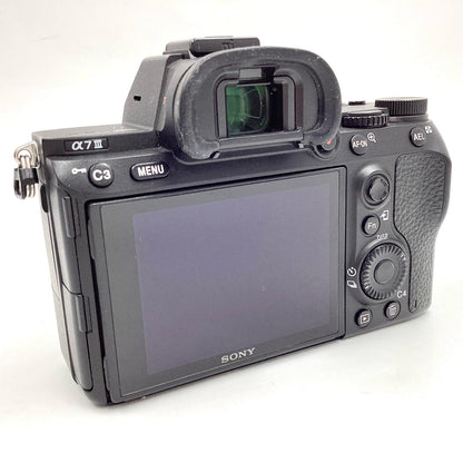 【全額返金保証】【最速発送】Sony デジタル一眼 α7 III ILCE-7M3 ボディ ブラック 美品 動作確認済