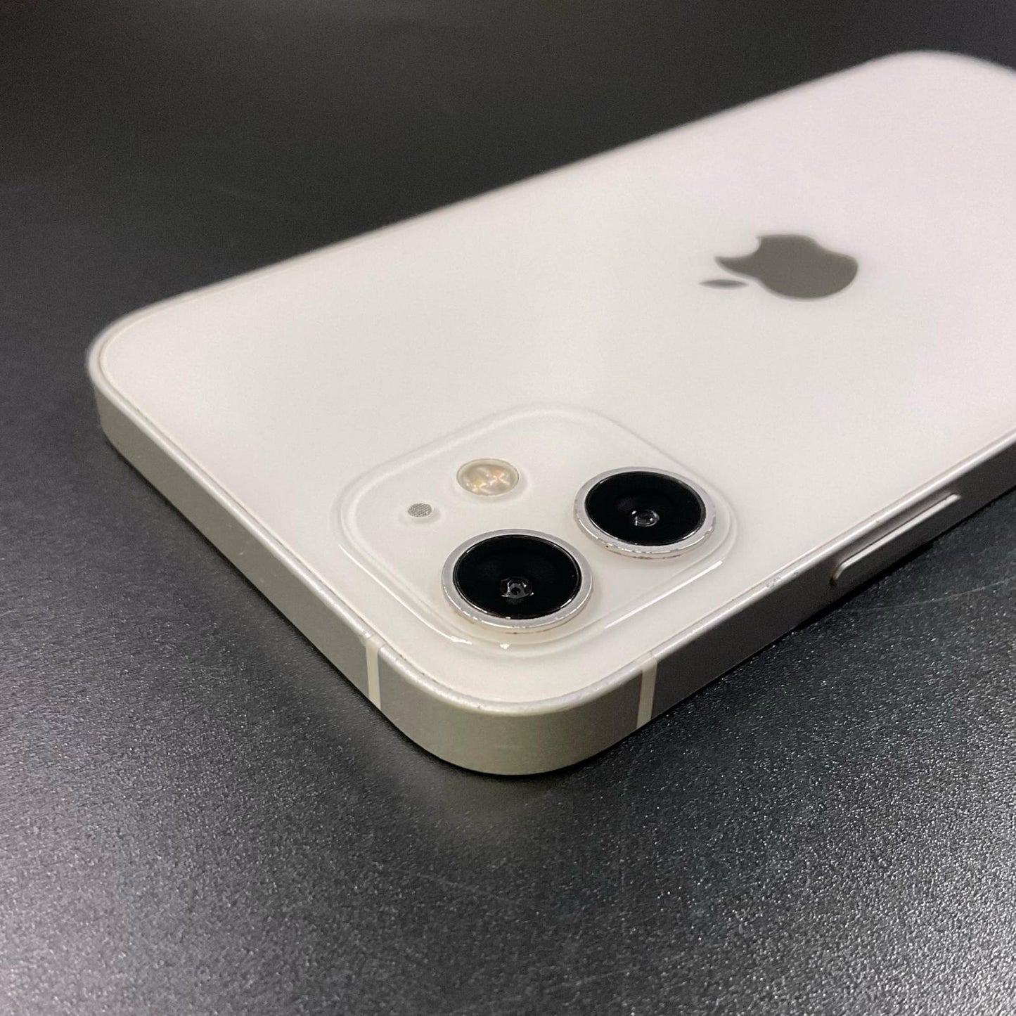 【最速発送】Apple iPhone iPhone 12 128GB ホワイト Softbank 白ロム【難有】 76%