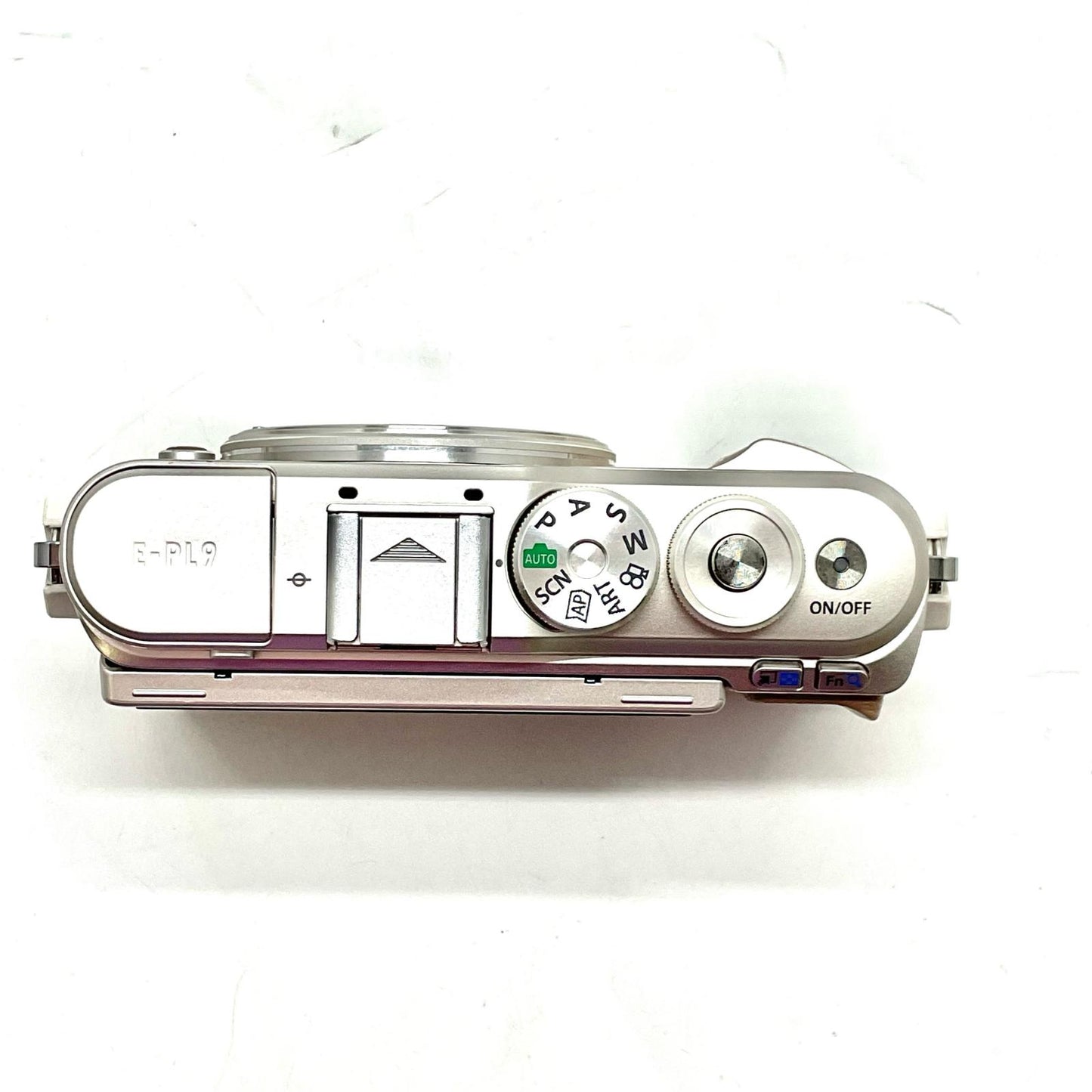 【全額返金保証】【最速発送】OLYMPUS デジタル一眼 PEN E-PL9 ボディ ブラウン 動作確認済