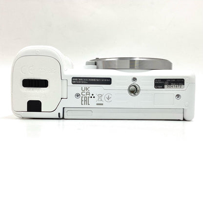 【全額返金保証】【最速発送】Sony デジタル一眼 VLOGCAM ZV-E10 ボディ ホワイト 美品 動作確認済