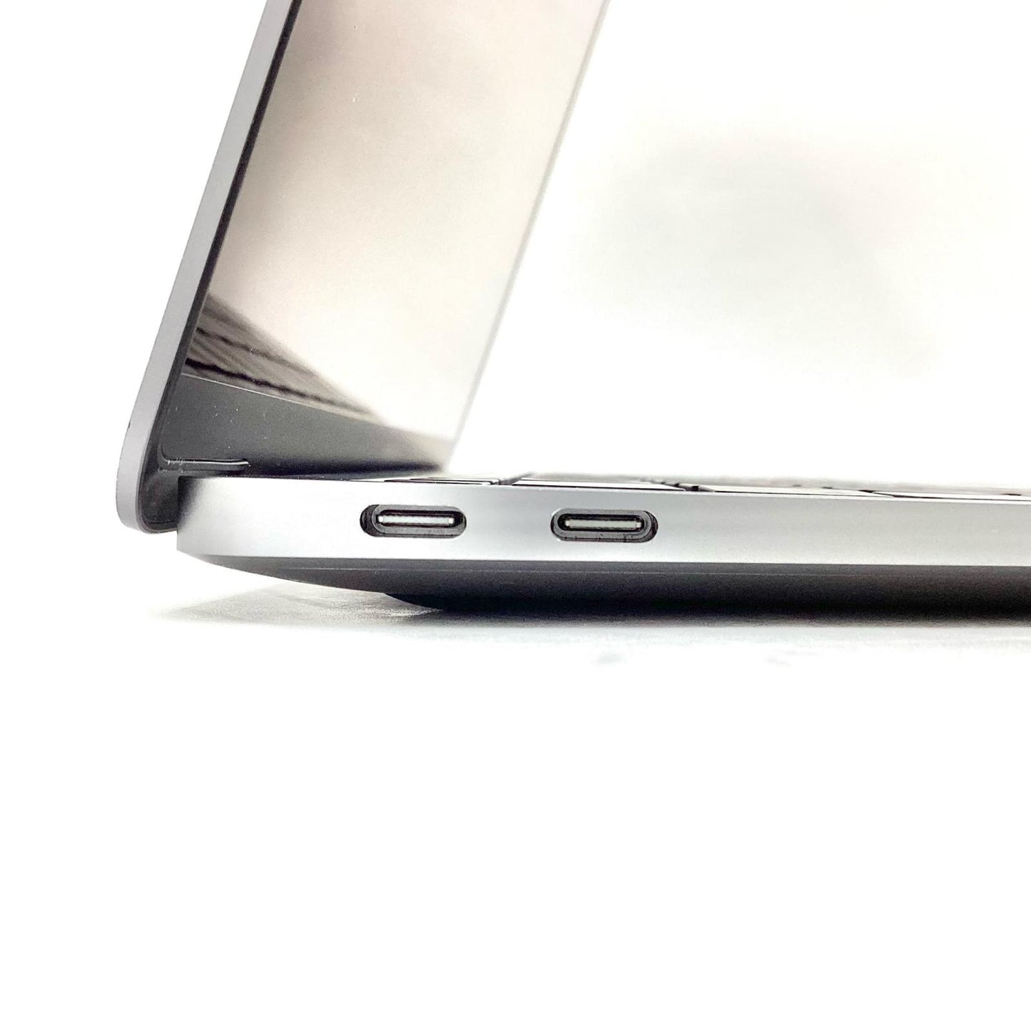 【全額返金保証】【最速発送】Apple MacBook Air 13.3インチ 2020 M1 8GB SSD 256GB スペースグレイ 94% 美品 動作確認済