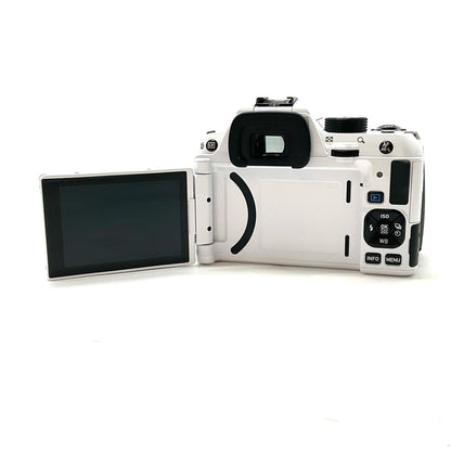 【全額返金保証】【最速発送】PENTAX デジタル一眼 KF ボディ [クリスタルホワイト] 美品 動作確認済