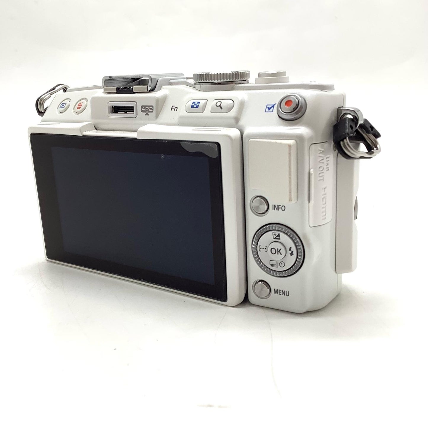 【全額返金保証】【最速発送】OLYMPUS デジタル一眼 OLYMPUS PEN Lite E-PL6 ボディ [ホワイト] 動作確認済