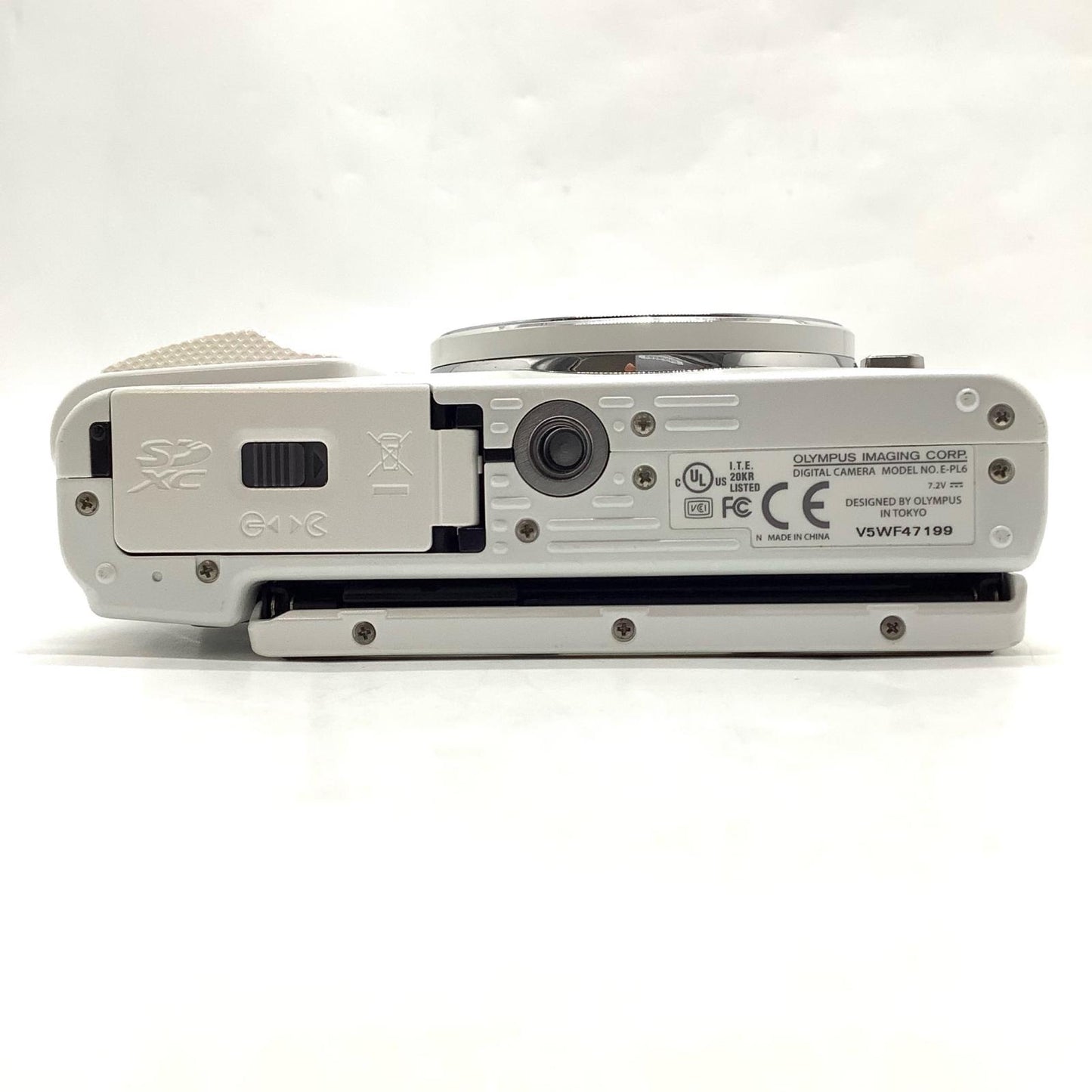 【全額返金保証】【最速発送】OLYMPUS デジタル一眼 OLYMPUS PEN Lite E-PL6 ボディ [ホワイト] 動作確認済