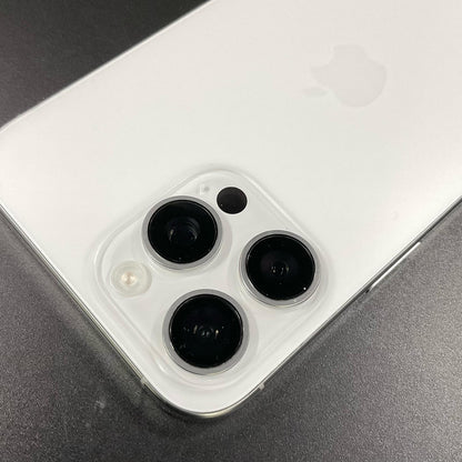 【全額返金保証】【最速発送】Apple iPhone iPhone 16 Pro Max 256GB ホワイトチタニウム au SIMフリー 美品 動作確認済 98%