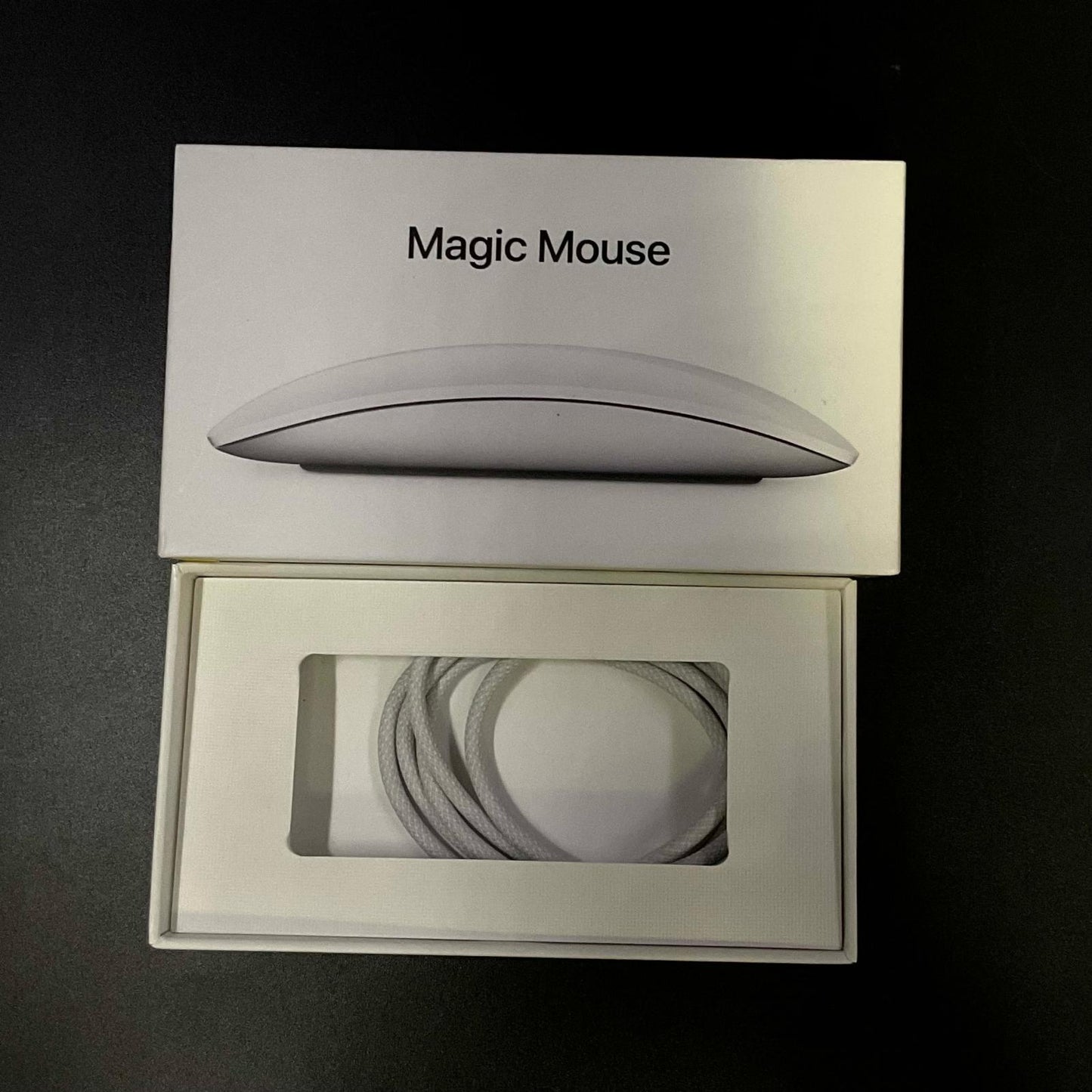 【全額返金保証】【最速発送】Apple Magic Mouse [ホワイト] MK2E3J/A 美品 動作確認済