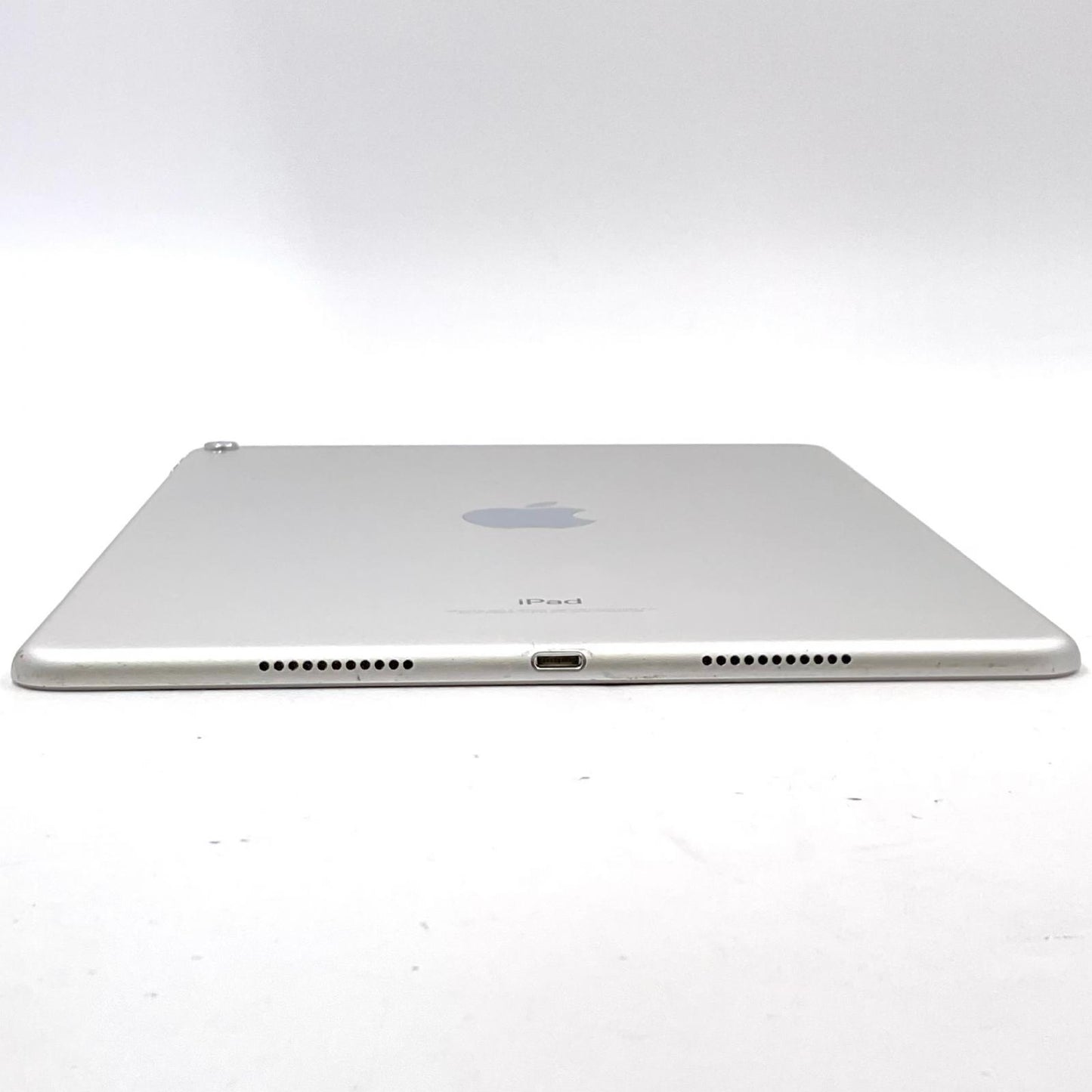 【全額返金保証】【最速発送】Apple iPad Pro 10.5インチ 64GB シルバー Wi-Fi 動作確認済