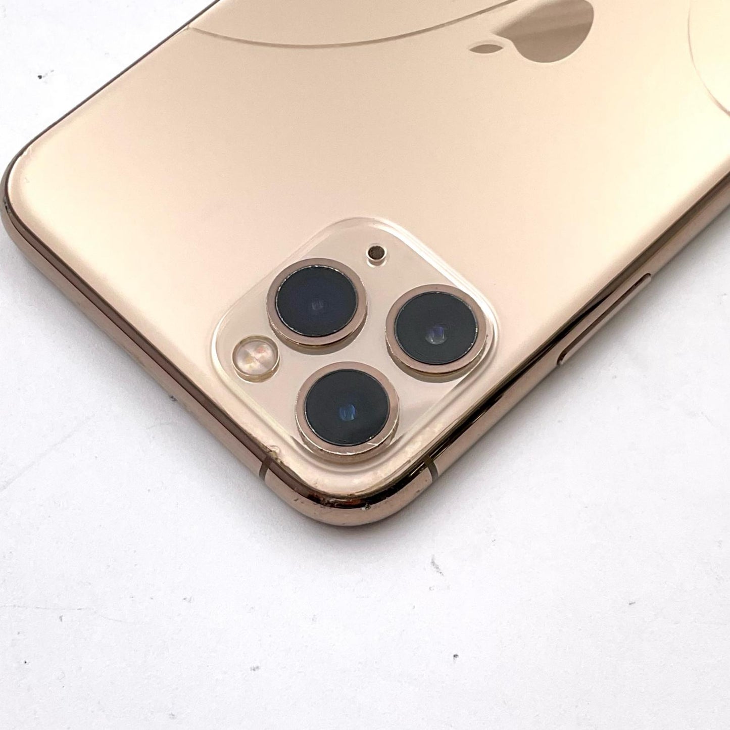 【最速発送】Apple iPhone iPhone 11 Pro 256GB ゴールド Softbank 白ロム【難有】 73%