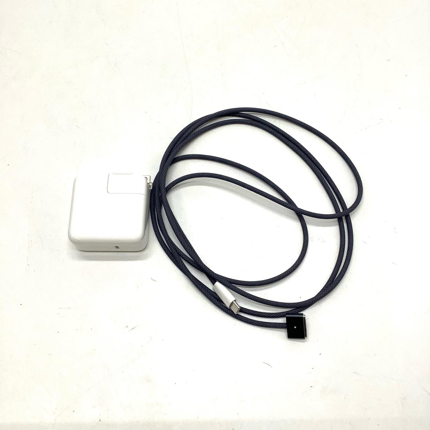 【全額返金保証】【最速発送】Apple MacBook Air 13インチ 2025 Apple M4 16GB SSD 256GB ミッドナイト 95% 動作確認済