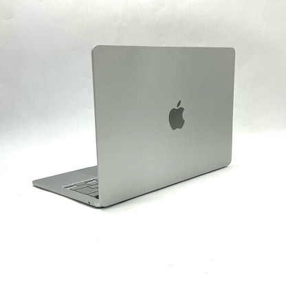 【全額返金保証】【最速発送】Apple MacBook Air 13.6インチ 2022 Apple M2 8GB SSD 256GB シルバー 97% 超美品 動作確認済