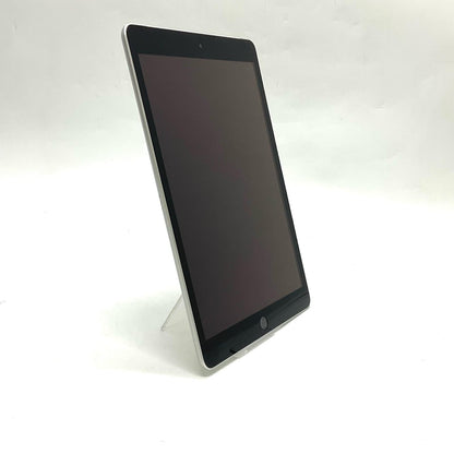【全額返金保証】【最速発送】Apple iPad iPad 10.2インチ 第9世代 256GB シルバー WiFi+Cellular docomo 白ロム 動作確認済