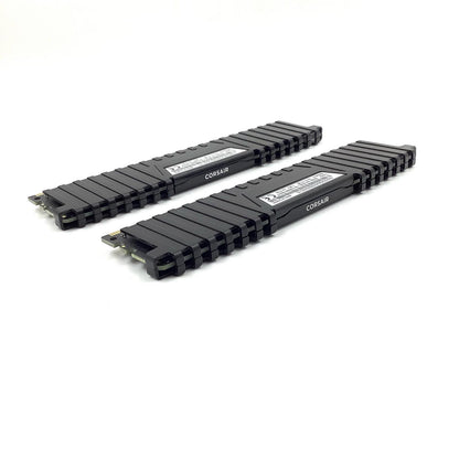 【全額返金保証】【最速発送】Corsair メモリ DDR4 PC4-24000 16GB 2枚組 CMK32GX4M2B3000C15 美品 動作確認済