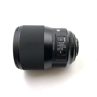 【最速発送】SIGMA 135mm F1.8 DG HSM [ニコン用]【難有】