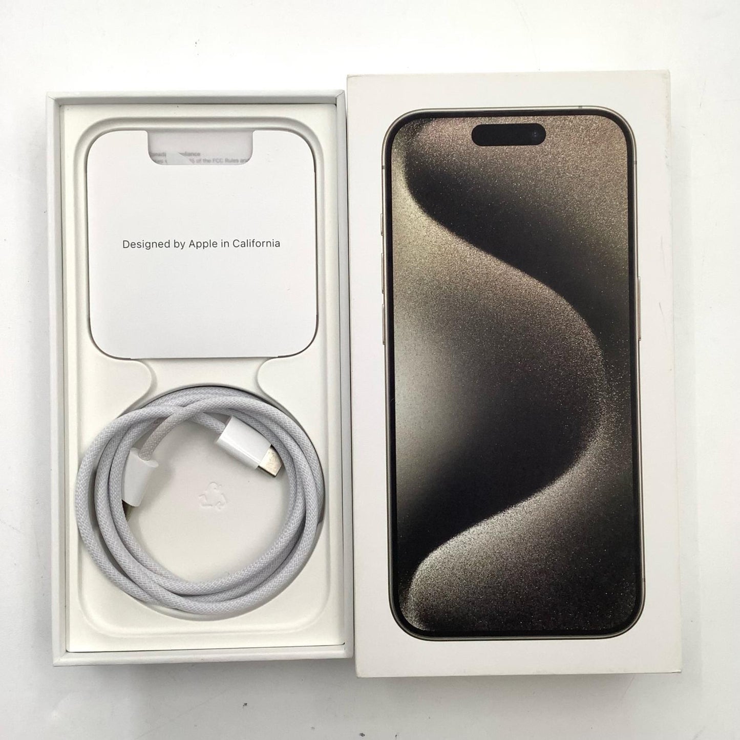 【全額返金保証】【最速発送】Apple iPhone iPhone 15 Pro 256GB ナチュラルチタニウム SIMフリー 白ロム 美品 動作確認済 87%