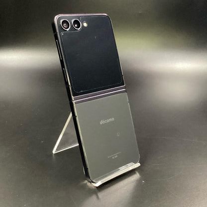 【全額返金保証】【最速発送】SAMSUNG Galaxy Z Flip5 256GB グラファイト docomo SIMフリー SC-54D 白ロム 美品 動作確認済