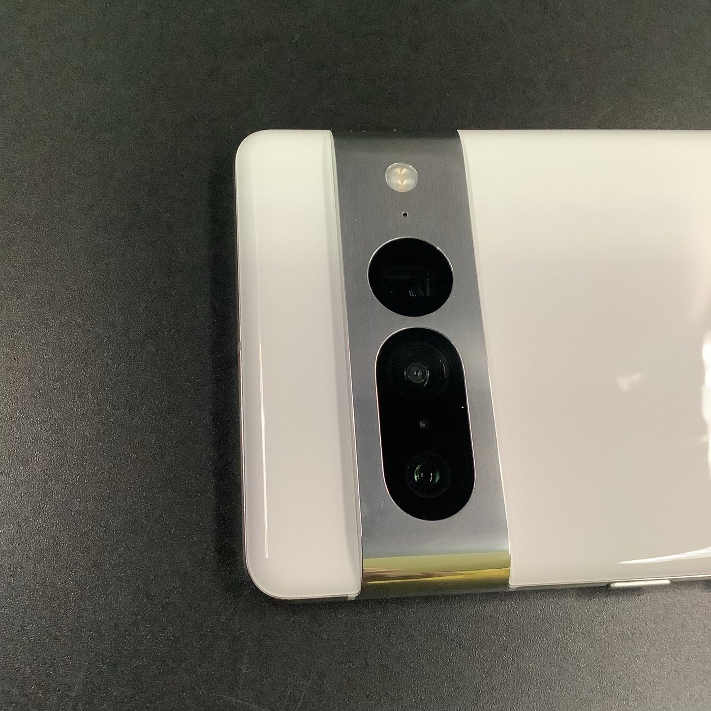 【全額返金保証】【最速発送】Google Pixel 7 Pro 256GB スノウ SIMフリー GFE4J 白ロム 美品 動作確認済