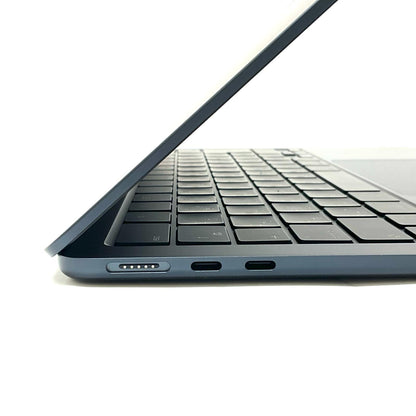 【全額返金保証】【最速発送】Apple MacBook Air 13.6インチ 2024 Apple M3 8GB SSD 256GB ミッドナイト 100% 超美品 動作確認済