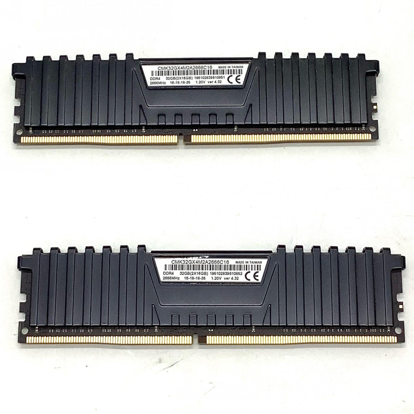【全額返金保証】【最速発送】Crucial メモリ DDR4 PC4-21300 16GB 2枚組 CMK32GX4M2A2666C16 超美品 動作確認済