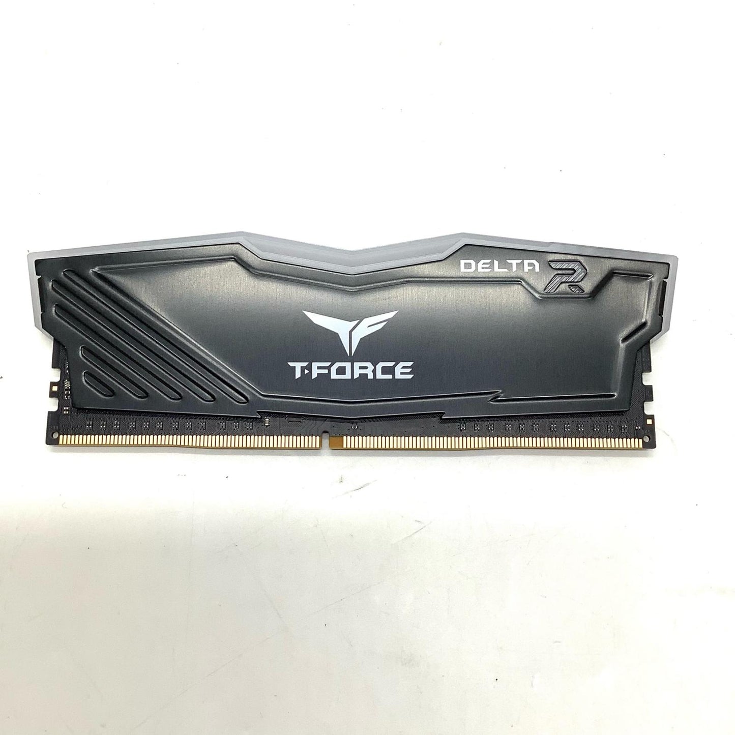 【全額返金保証】【最速発送】TeamGroup メモリ DDR4 PC4-25600 16GB 1枚 TF3D416G3200HC16FBK 超美品 動作確認済