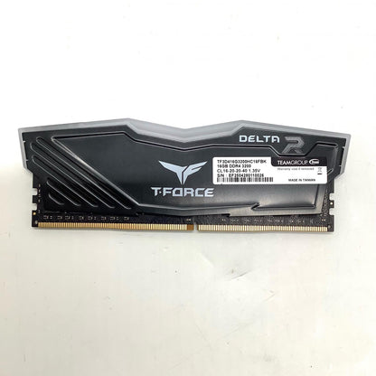 【全額返金保証】【最速発送】TeamGroup メモリ DDR4 PC4-25600 16GB 1枚 TF3D416G3200HC16FBK 超美品 動作確認済