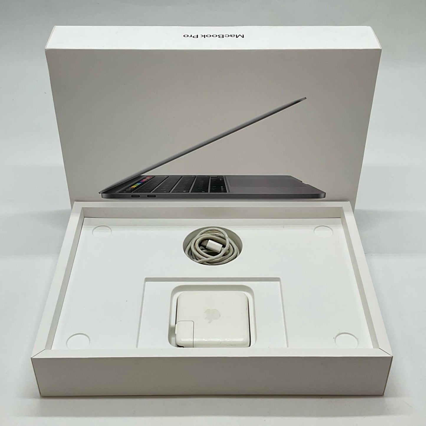 【最速発送】Apple MacBook Pro 13インチ 2016 i5 デュアルコア 2GHz 8GB M.2 SSD 256GB スペースグレイ 50.9%【難有】