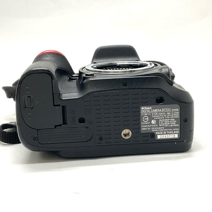 【最速発送】Nikon デジタル一眼 D7200 ボディ ブラック【難有】