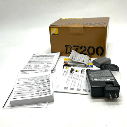 【最速発送】Nikon デジタル一眼 D7200 ボディ ブラック【難有】