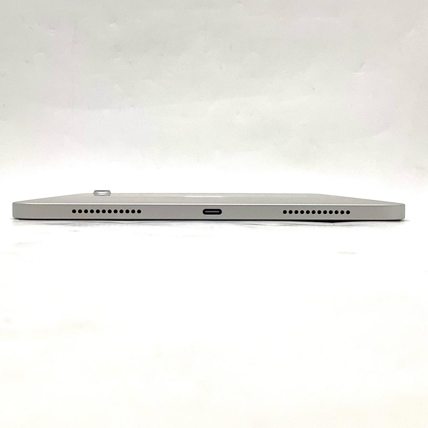 【全額返金保証】【最速発送】Apple iPad iPad A16 11インチ 128GB シルバー Wi-Fi 超美品 動作確認済