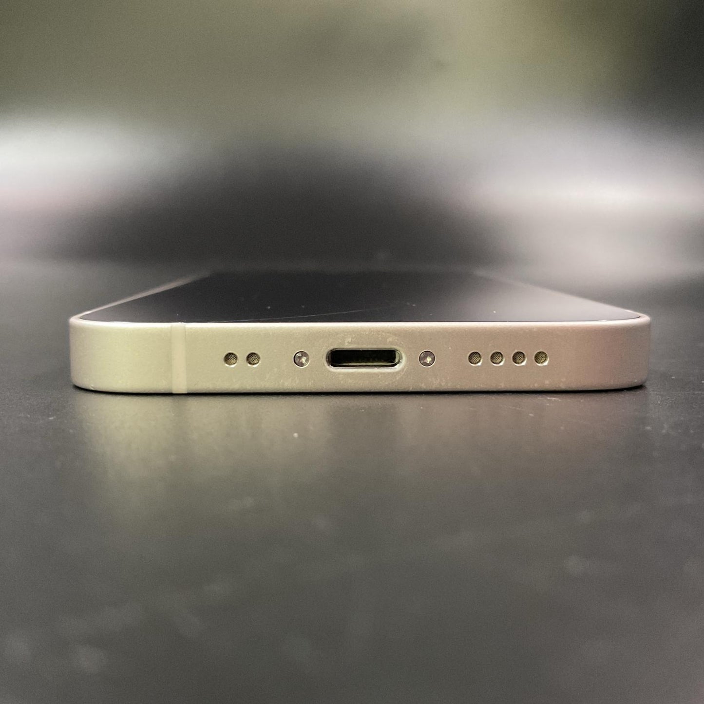 【全額返金保証】【最速発送】Apple iPhone iPhone 12 mini 64GB ホワイト au 白ロム 動作確認済 91%