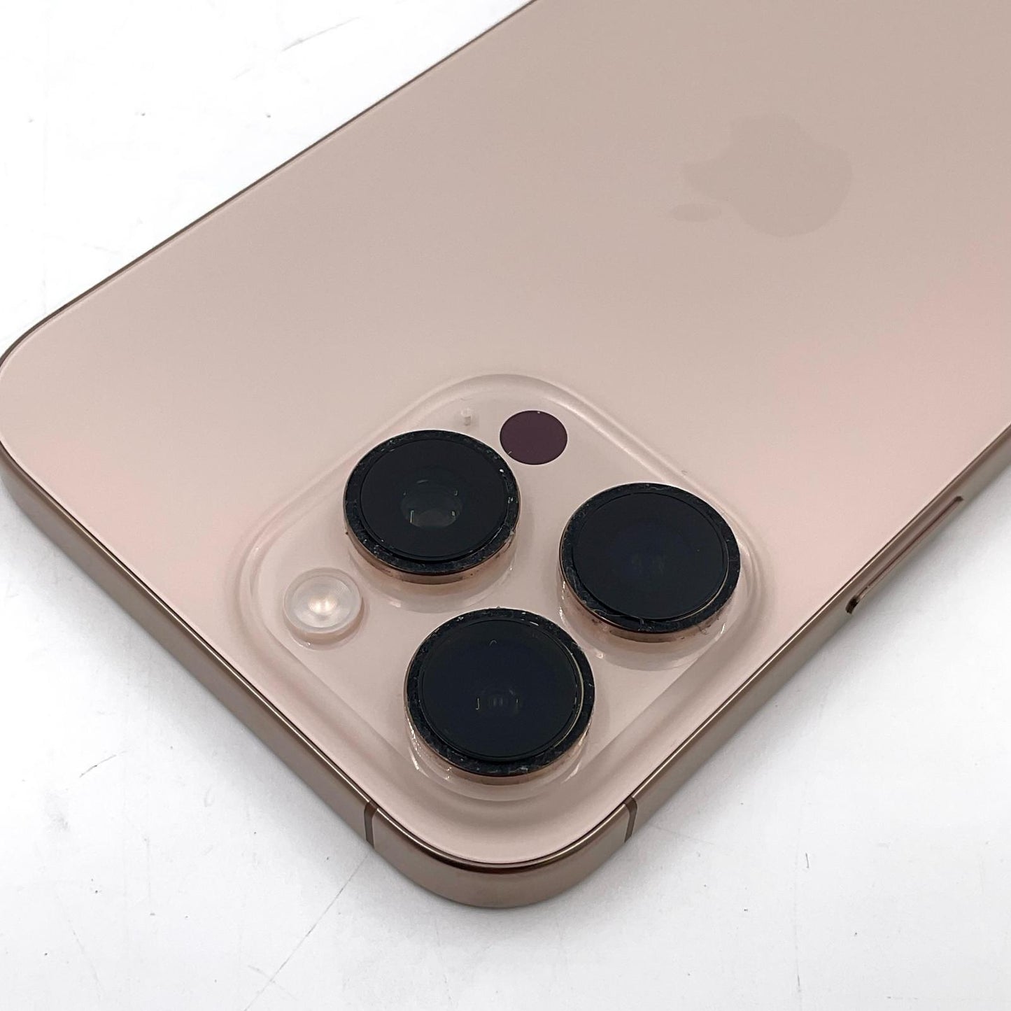 【全額返金保証】【最速発送】Apple iPhone iPhone 16 Pro Max 256GB デザートチタニウム au SIMフリー 美品 動作確認済 93%