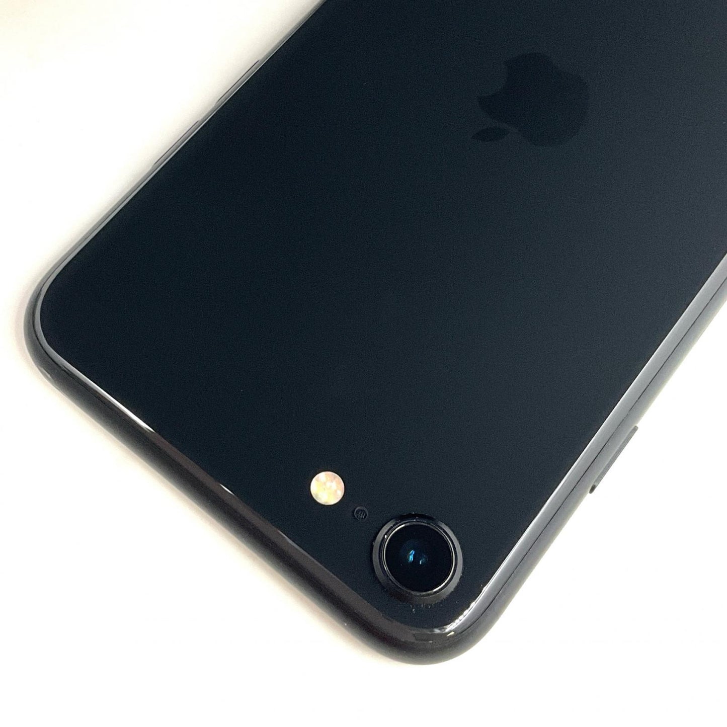 【全額返金保証】【最速発送】Apple iPhone iPhone SE（第2世代） 64GB ブラック au SIMフリー 白ロム 動作確認済 79%